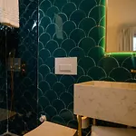 Voger Social Hotel *